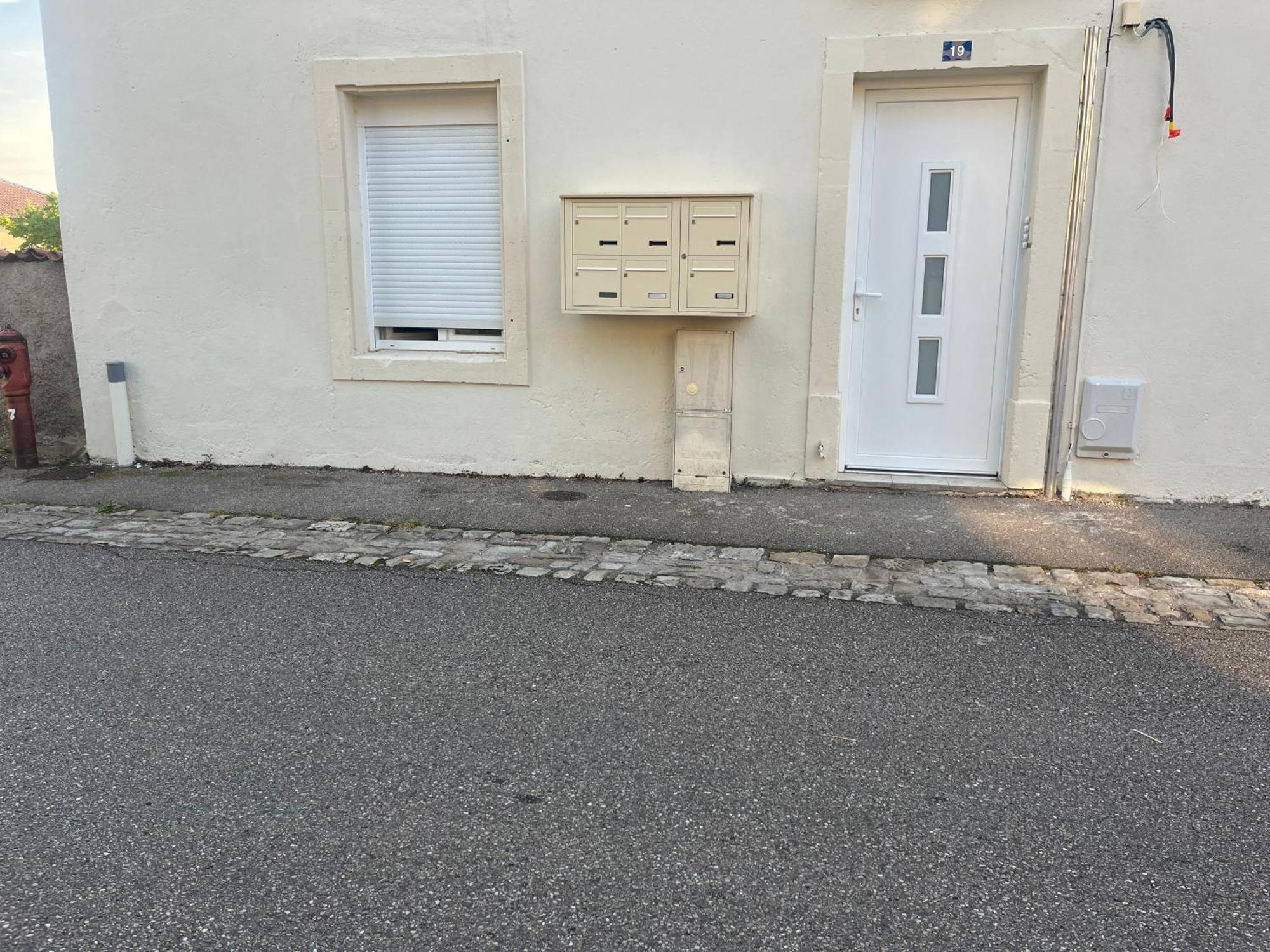 Le Petit Nouveau Avec Jardin Pont-a-Mousson Bagian luar foto